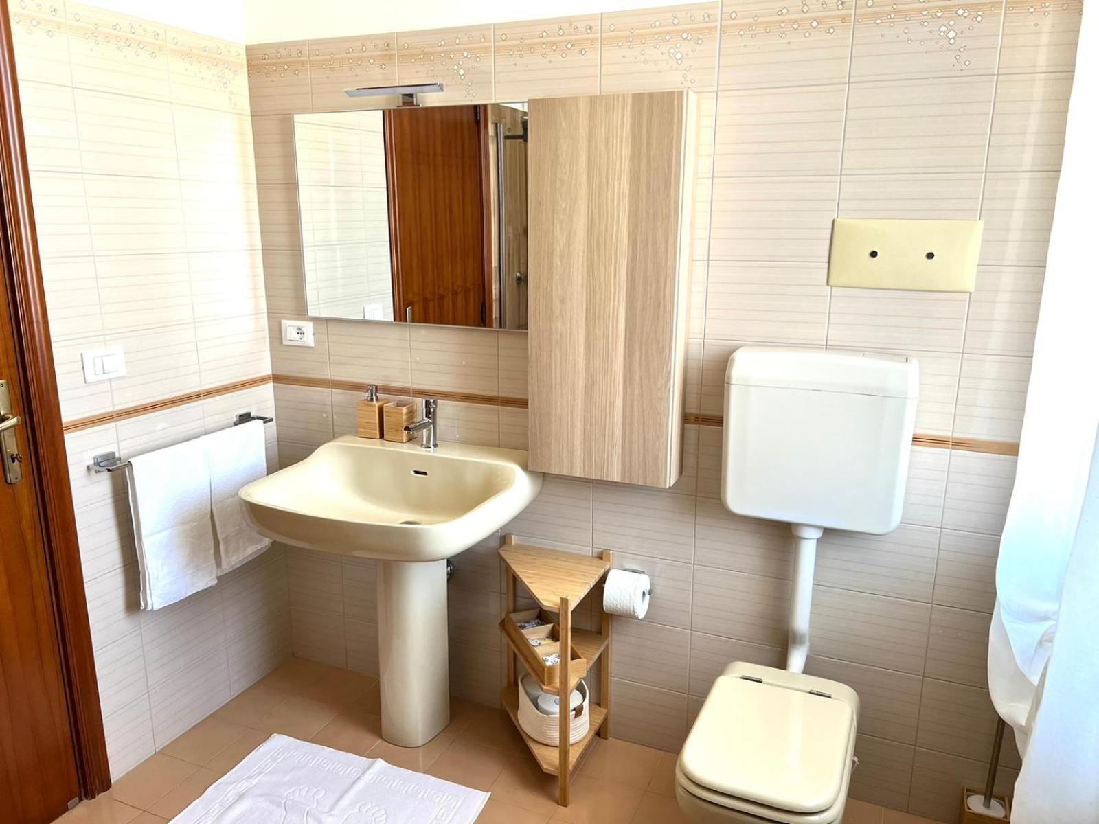 Damadimare Casa Vacanze Montesilvano Marina Buitenkant foto